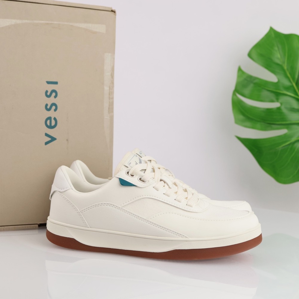 Vessi Womens Courtside Classic Sneakers Size 8‎ Waterproof White Lace Up Shoes